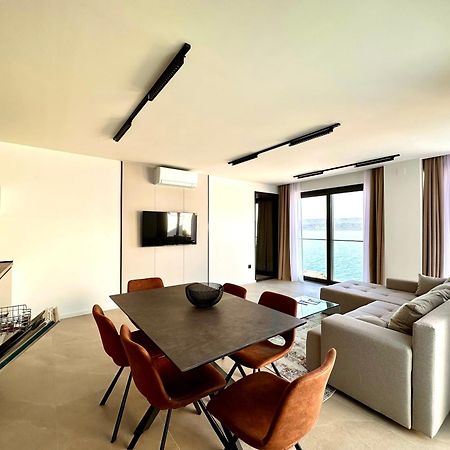 Hotel Medistone Омиш Экстерьер фото