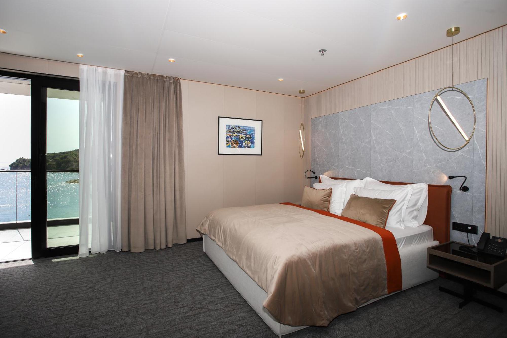 Hotel Medistone Омиш Экстерьер фото