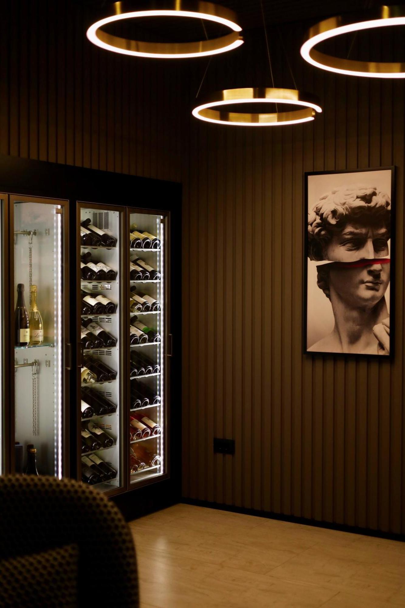 Hotel Medistone Омиш Экстерьер фото
