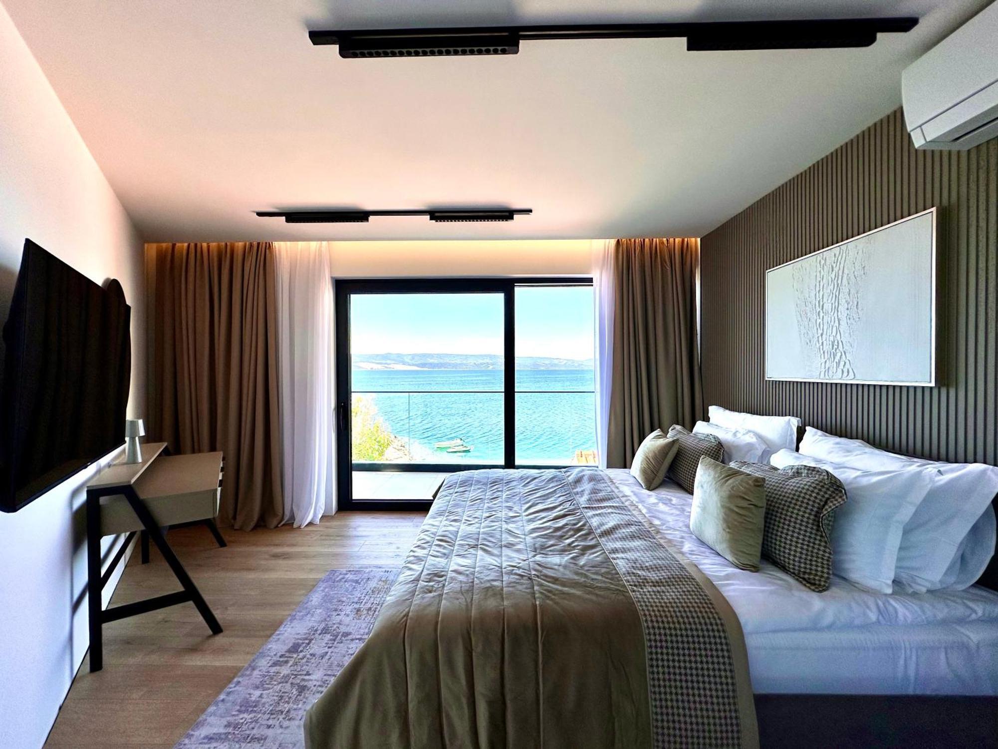 Hotel Medistone Омиш Экстерьер фото